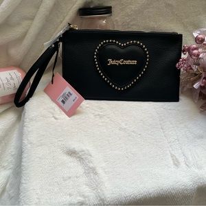 🖤Juicy Couture Wristlet🖤